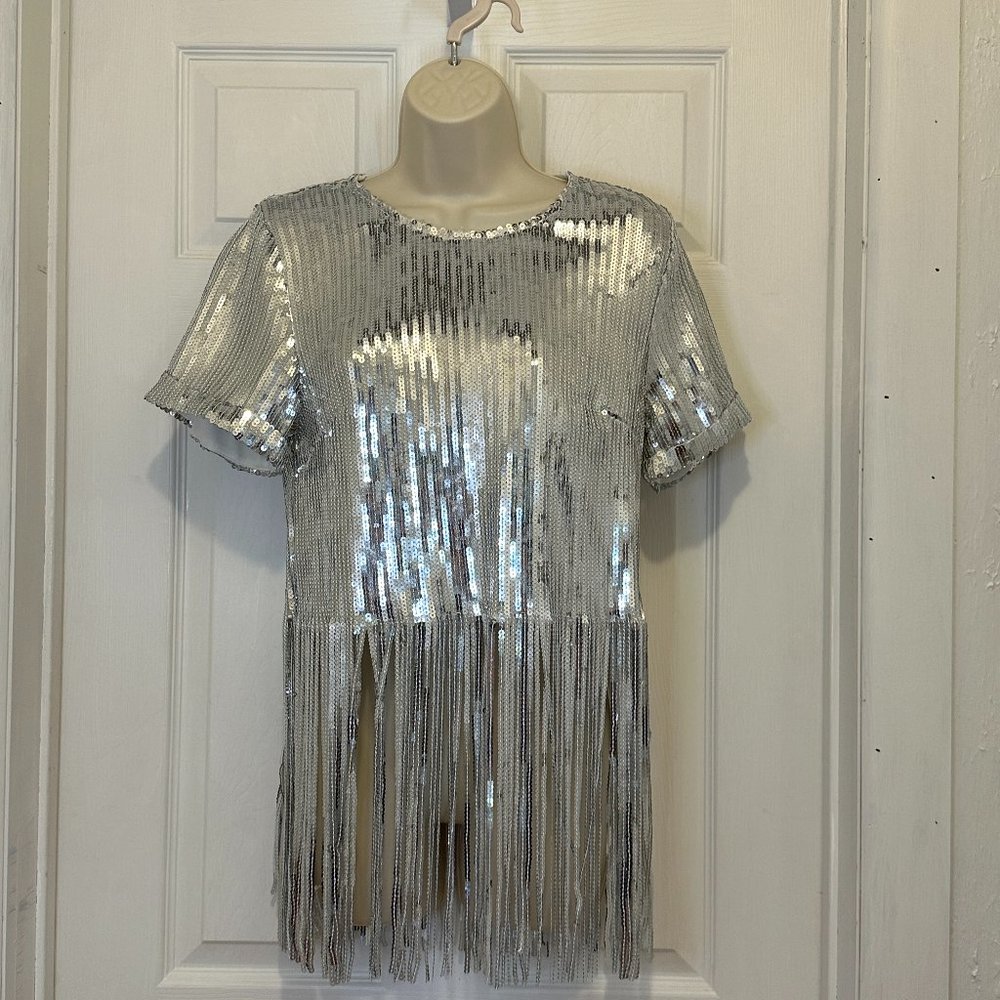ANDREE BY UNIT Silver Sequin Fringe Top Size Medium
